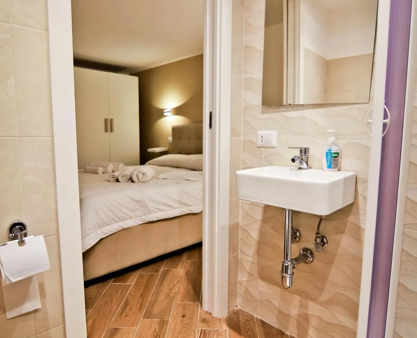 Apartmán La Casa Di Anna Neapol 0*,  Itálie